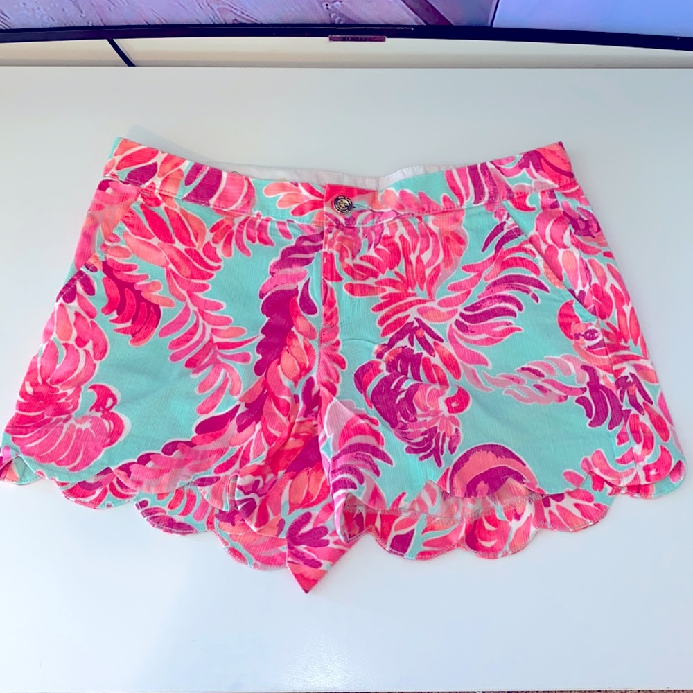NWOT Lilly Pulitzer Buttercup 🌼 Shorts